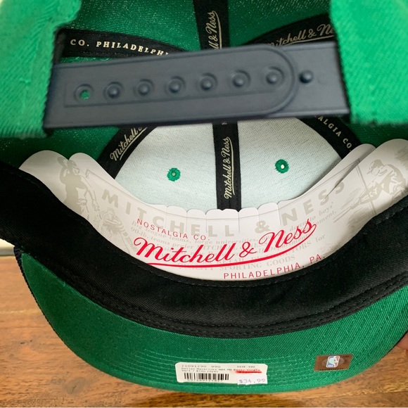 Mitchell and Ness Dallas Mavericks Adjustable Snapback Hat Cap - Picture 5 of 6